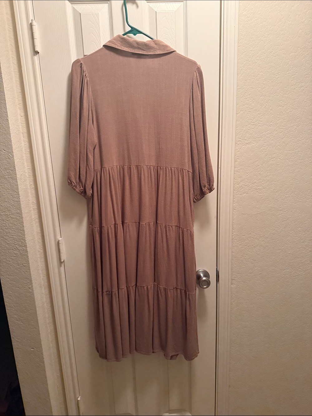 Tan Tiered Button-Down Midi Dress - Picture 4 of 4